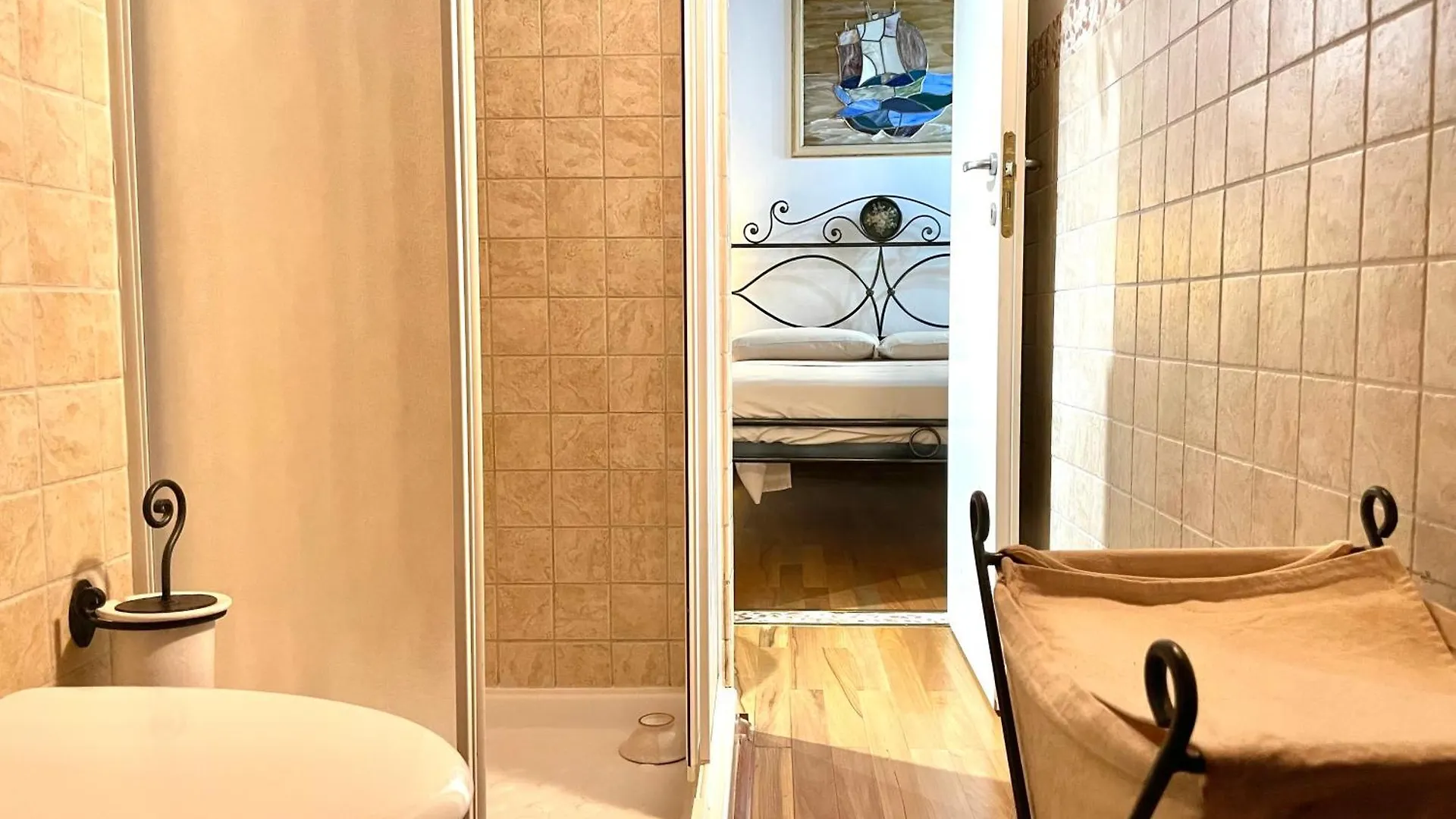 Civico 46 - Old Town Apartment Alghero Italy